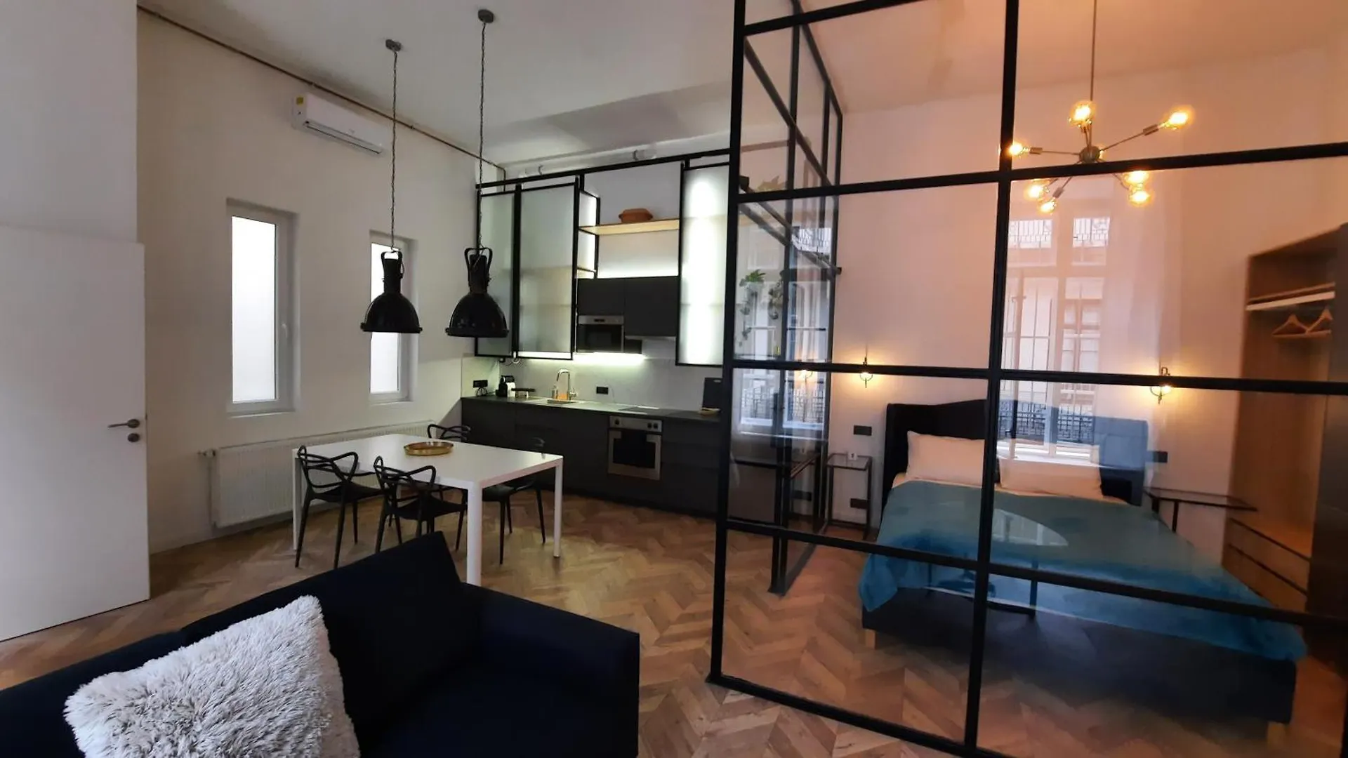 Deak Central Loft Budapest 0*,  Ungern