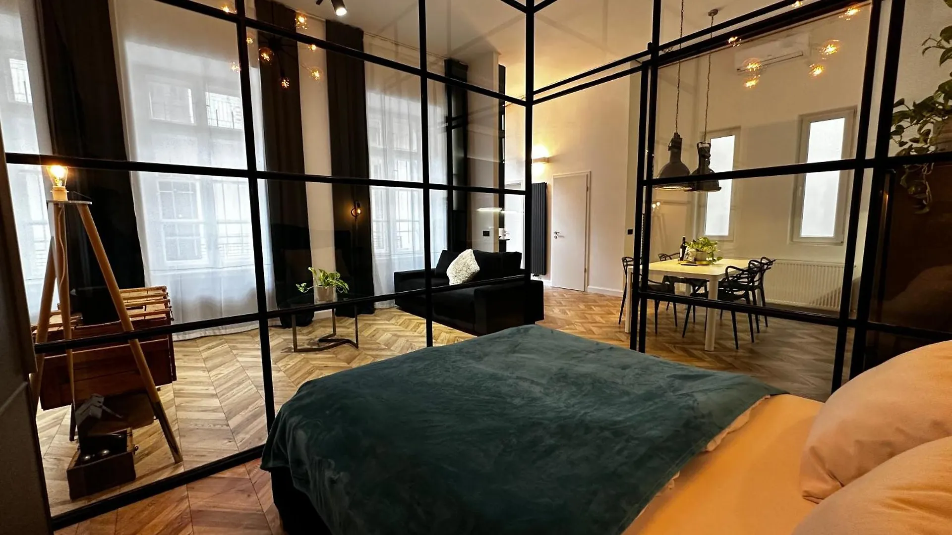 Deak Central Loft Budapest Ungern