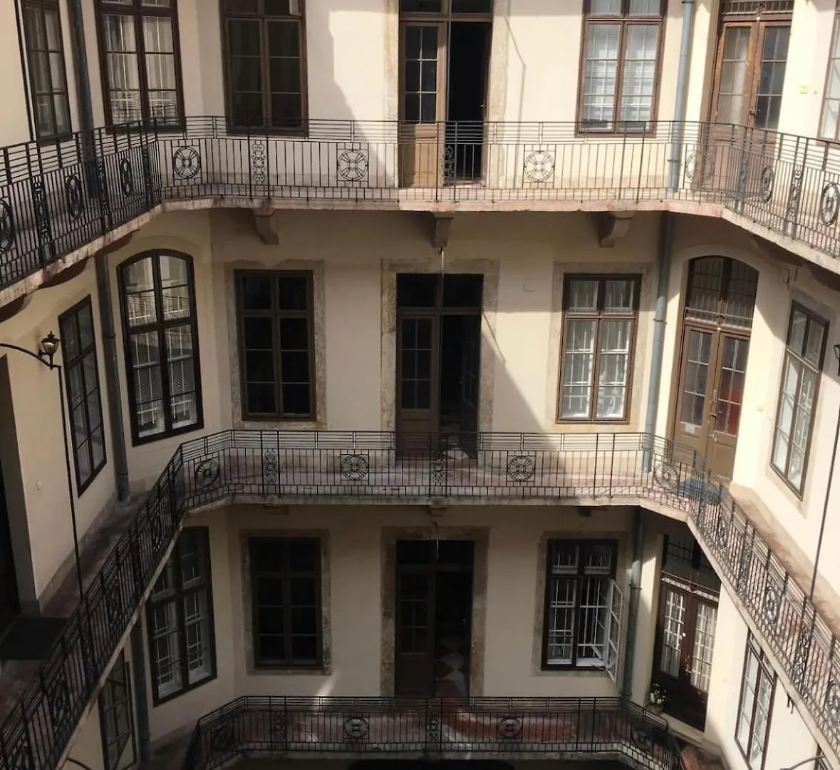 Deak Central Loft Budapest Lägenhet