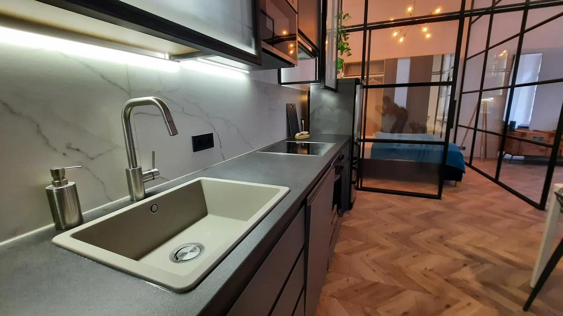 Apartment Deak Central Loft Budapest